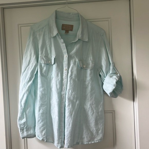 Banana Republic Tops - Banana Republic linen blend shirt